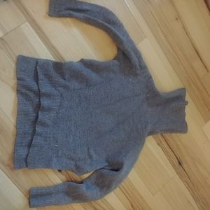 Aritzia wilfred free italian wool sweater